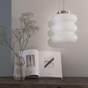 Kategoria „Oświetlenie”. Tytuł Dobry Design 2022: kolekcja lamp szklanych Bibe firmy Embassy Interiors