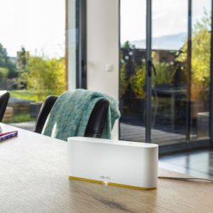 Centrala smart home TaHoma Switch marki Somfy. 
