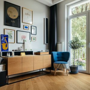 Mieszkanie na Mokotowie urządzono w eklektycznym i przytulnym stylu vintage. Projekt wnętrza: Anna Błaszczyk, Pracownia wnętrz Artewizjon. Zdjęcia: Michał Sierakowski
