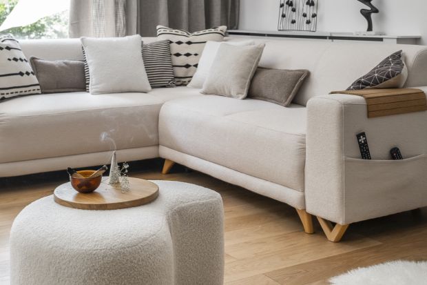 Polski design: ten puf może się podobać. Jest też wersja na kółkach!