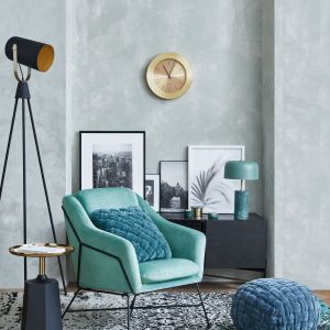 Lampa stołowa Videl z metalu i marmuru. Cena: 777 zł. Do kupienia w sklepie Kavehome.com. Fot. Kavehome.com