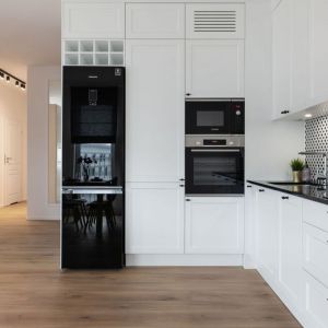 Czarno-biała mozaika w kuchni. Projekt i zdjęcie: KODO Projekty i Realizacje Wnętrz