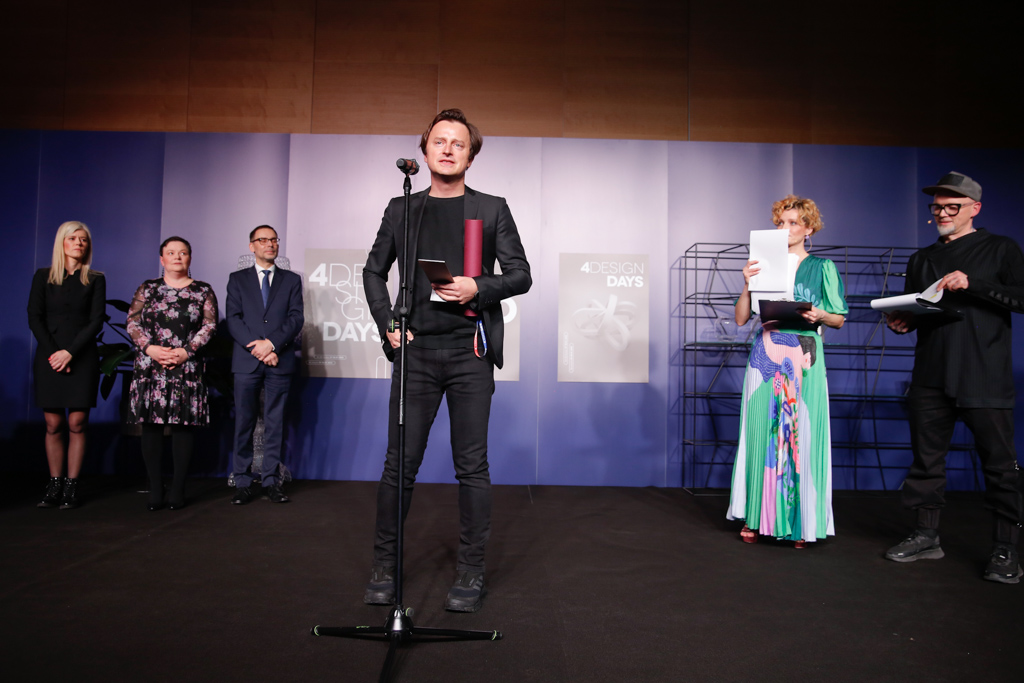 W kategorii Best Polish Designer laureatem w 2022 roku został Oskar Zięta, artysta, architekt, projektant procesów. Fot. PTWP