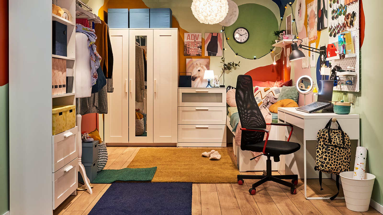 Pomysł na pokój dla młodej influencerki. Fot. IKEA