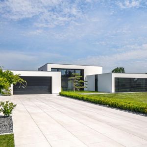 To najlepszy dom w Polsce w tym roku! Architekt Marcin Tomaszewski otrzymał tytuł  Best Architecture Single Residence Poland za projekt RE: Q HOUSE! Fot. mat. prasowe Reform Architekt
