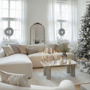 Świąteczne trendy 2022: white Christmas. Fot. WestwingNow.pl 