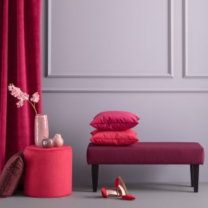 Co więcej, do trendów zawita też magenta – energetyczna kuzynka fuksji. Fot. Dekoria