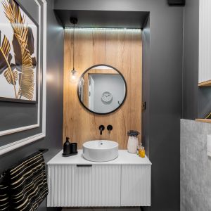 Wnętrza nowoczesnego domu zaaranżowane w stylu glamour. Projekt wnętrza: Joanna Nawrocka, JN studio. Fot. Łukasz Piotrów Fotografia Pieńsk