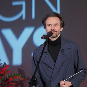 Nagrodę w trakcie gali konkursu Dobry Design 2023 odebrał Bartłomieja Kraciuk, prezes zarządu firmy Odpocznij. Fot. PTWP