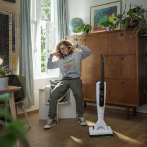 Modułowy system do utrzymania czystości Kobold VK7 to nowość 2023. W jego skład wchodzi m.in. odkurzacz bezprzewodowy. Fot. mat. prasowe Kobold