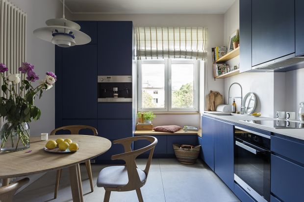 Kolorowe mieszkanie na Starej Ochocie. Skandynawski styl, niebieska kuchnia!