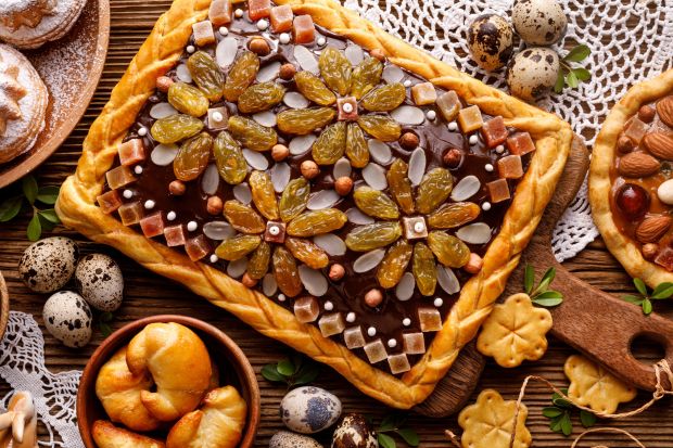 W tym roku na wielkanocnym stole nie może zabraknąć tradycyjnego mazurka. Dziś polecamy więc dobry, sprawdzony przepis na to pyszne ciasto. <br /><br /><br />