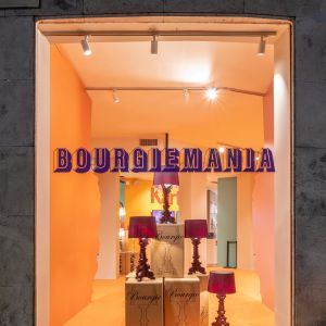 Reedycja słynnej lampy Kartell Bourgiemania, projekt  Ferruccio Laviani. Fot. mat. prasowe Domoteka