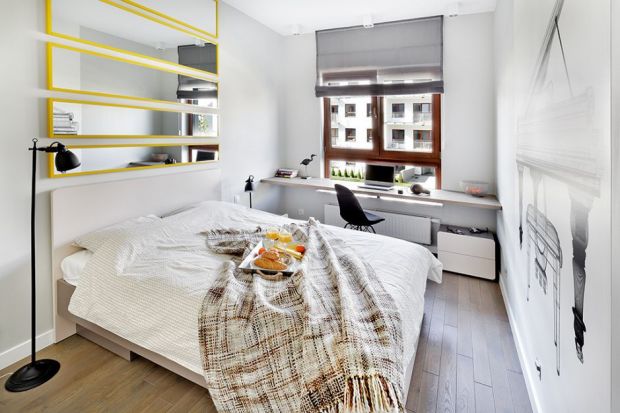 Co wybrać do małej sypialni? Jak dobrze zaplanować małe wnętrze? Jakie kolory się sprawdzą? Sprawdź nasze pomysły na urządzanie małej sypialni. Wybraliśmy 10 mieszkań zaprojektowanych przez polskich architektów.